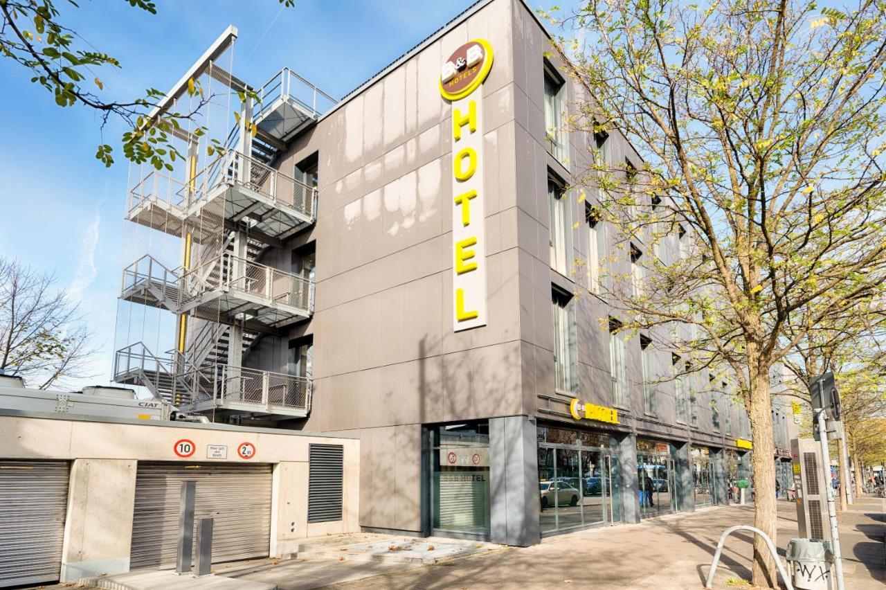 B&B Hotel München-Moosach Exterior foto