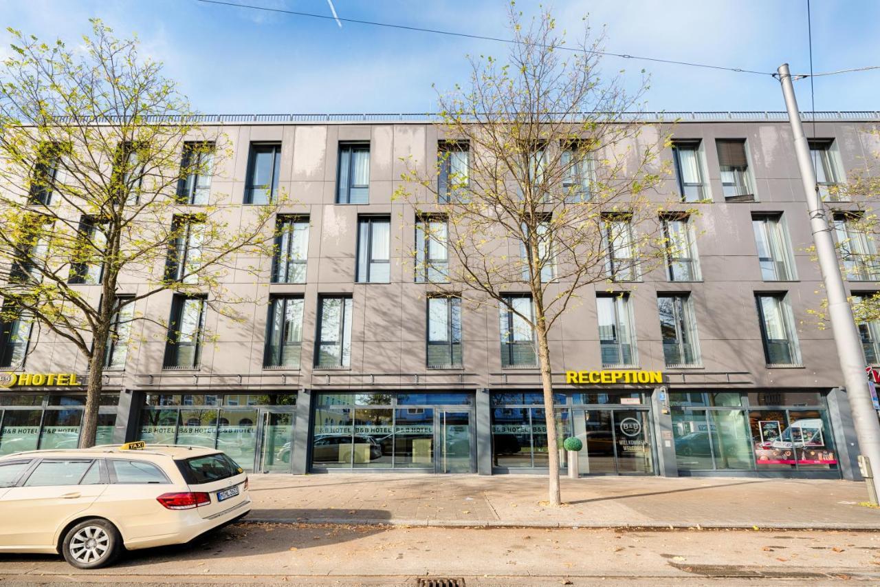 B&B Hotel München-Moosach Exterior foto