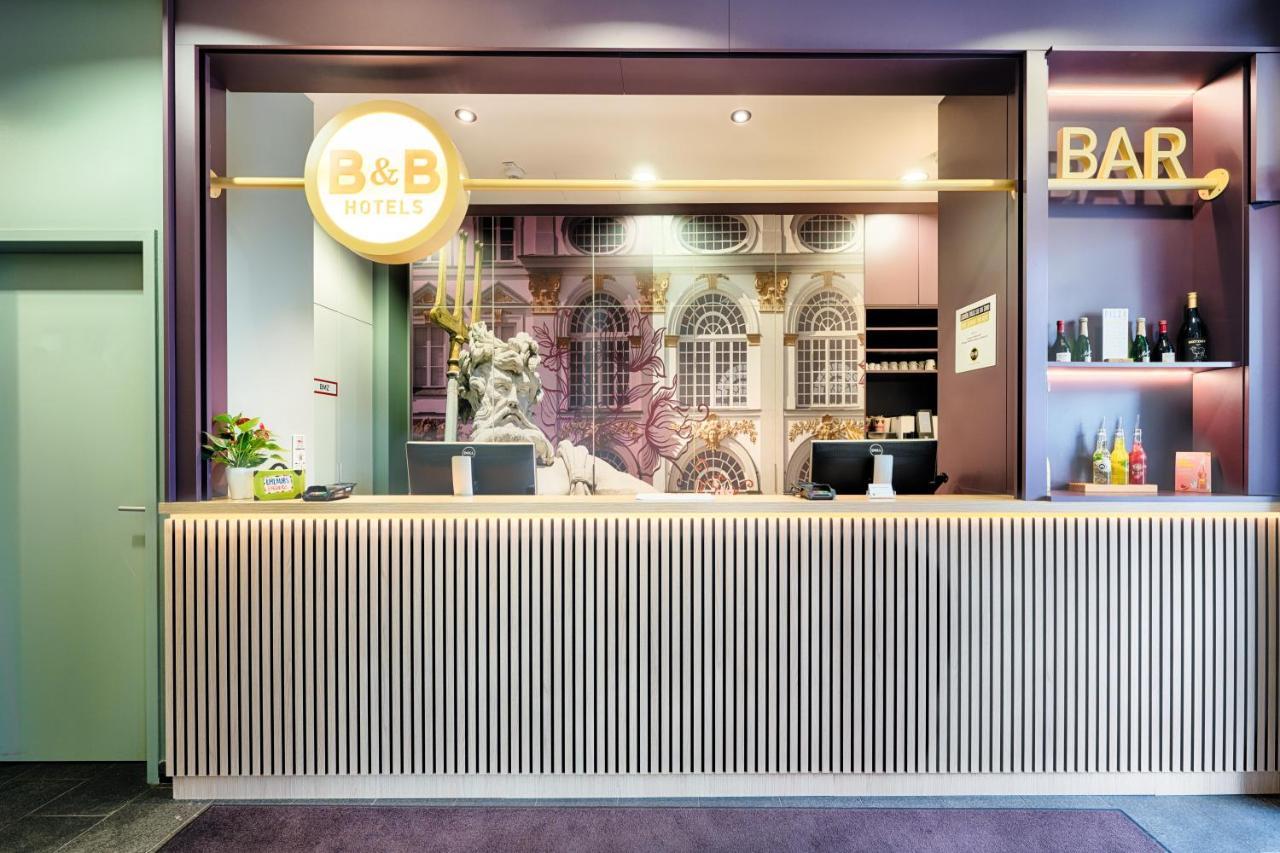 B&B Hotel München-Moosach Exterior foto